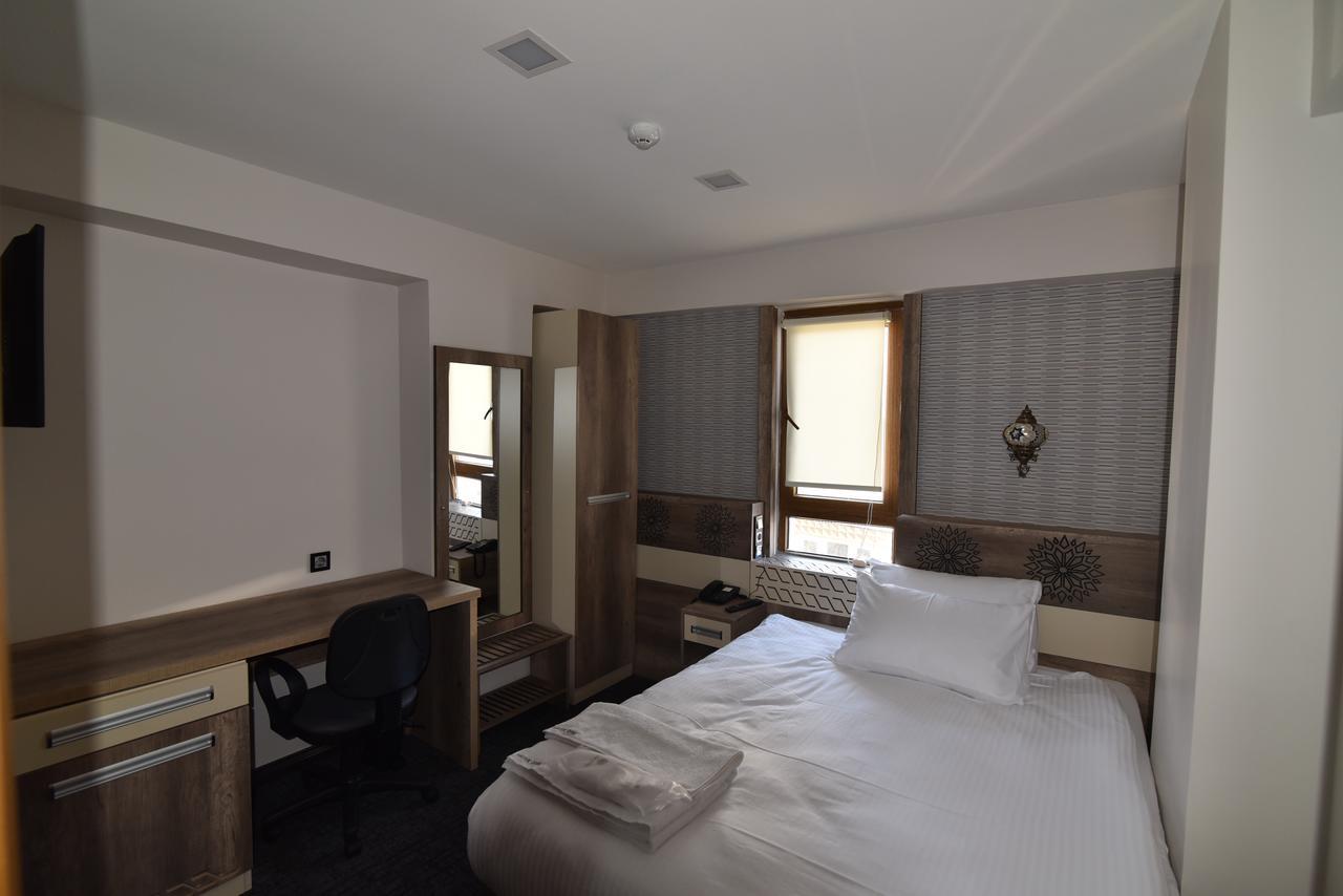 Saltuk Hotel Ερζουρούμ Δωμάτιο φωτογραφία